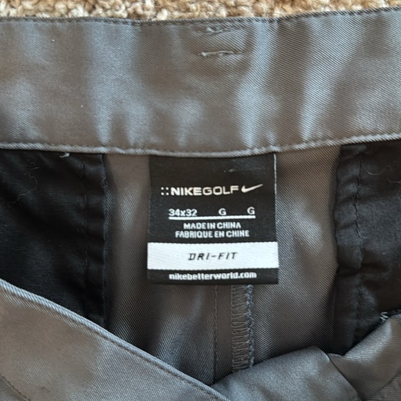🍍Nike dri-fit golf pants🍍Sz 34x32🍍31” inseam🍍 - Picture 2 of 3